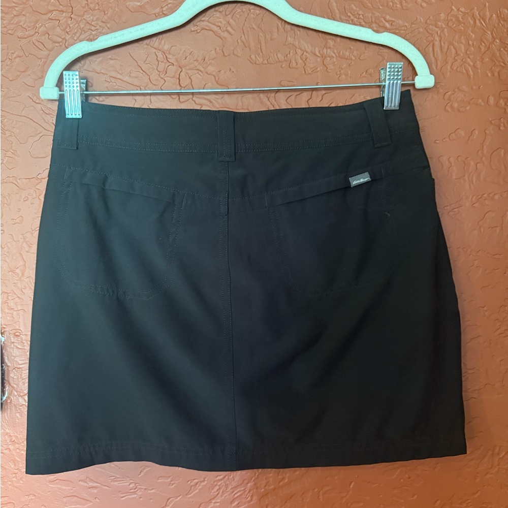 Eddie Bauer Black Buttoned Active Skort - Picture 3 of 5